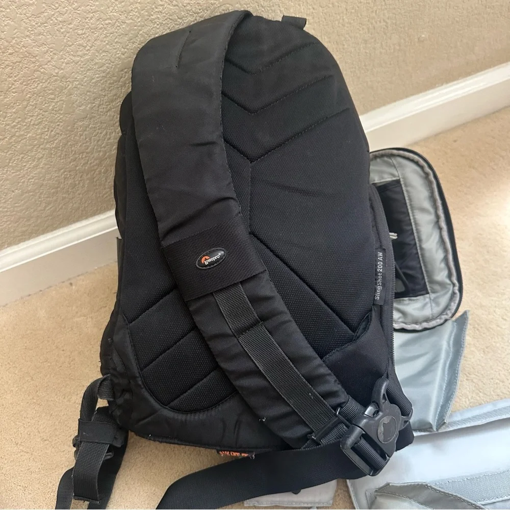 Lowepro SlingShot 200 AW Camera Bag
